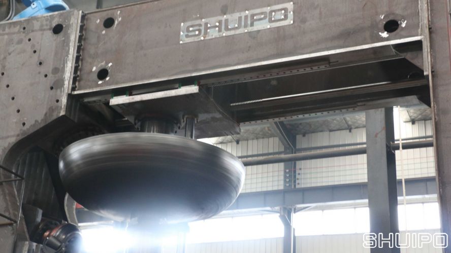 旋壓機(jī)2 旋壓機(jī)2